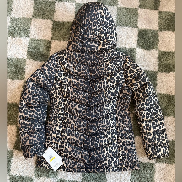 DKNY Women’s Puffer Leopard Jacket - Picture 2 of 3